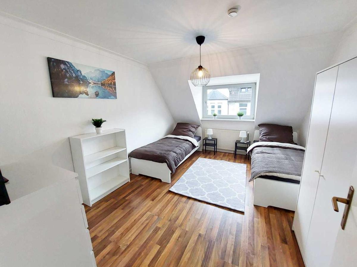 Cozy Apartment With Garden In Gelsenkirchen Luaran gambar