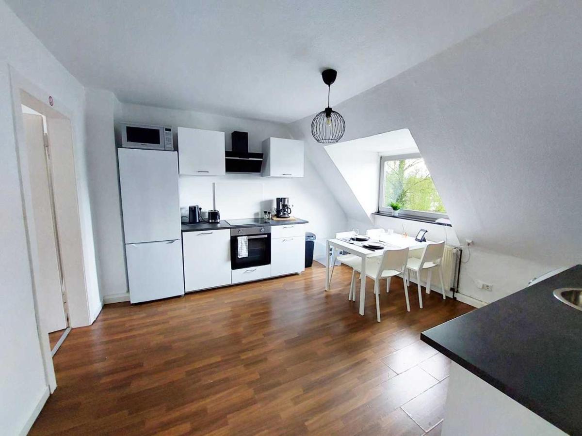Cozy Apartment With Garden In Gelsenkirchen Luaran gambar