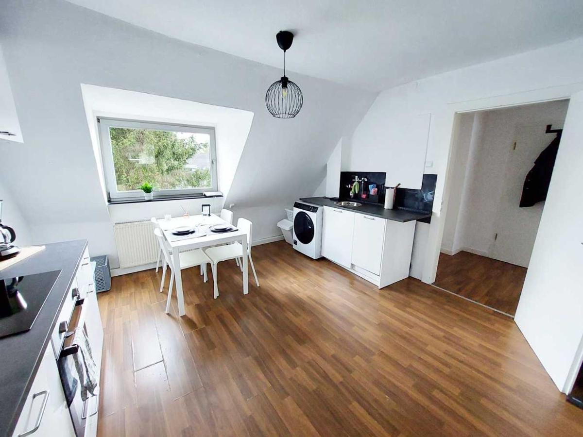 Cozy Apartment With Garden In Gelsenkirchen Luaran gambar