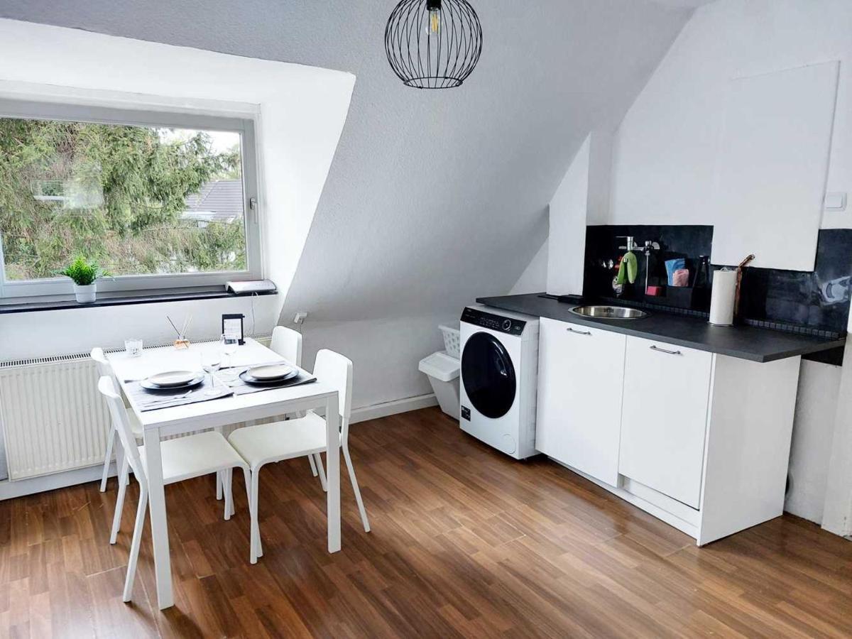 Cozy Apartment With Garden In Gelsenkirchen Luaran gambar