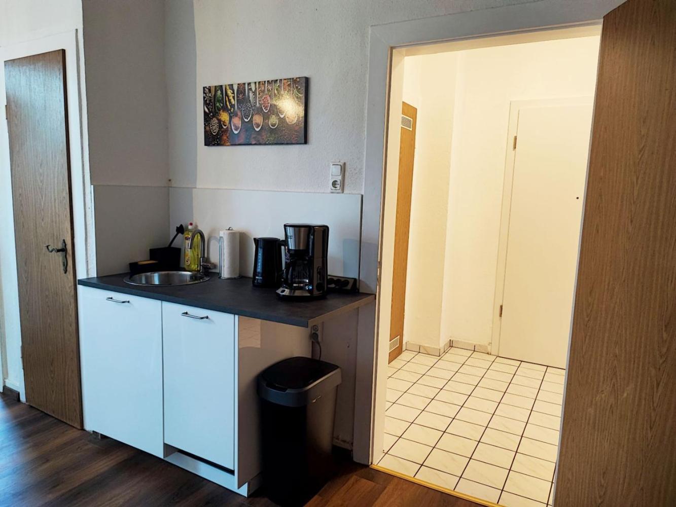 Cozy Apartment With Garden In Gelsenkirchen Luaran gambar